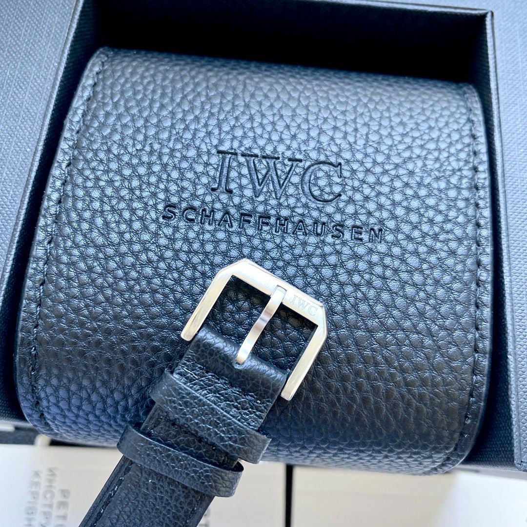 IWC 万国柏涛菲诺万年历腕表 カレンダー腕時計 男性用ビジネスベルト腕時計