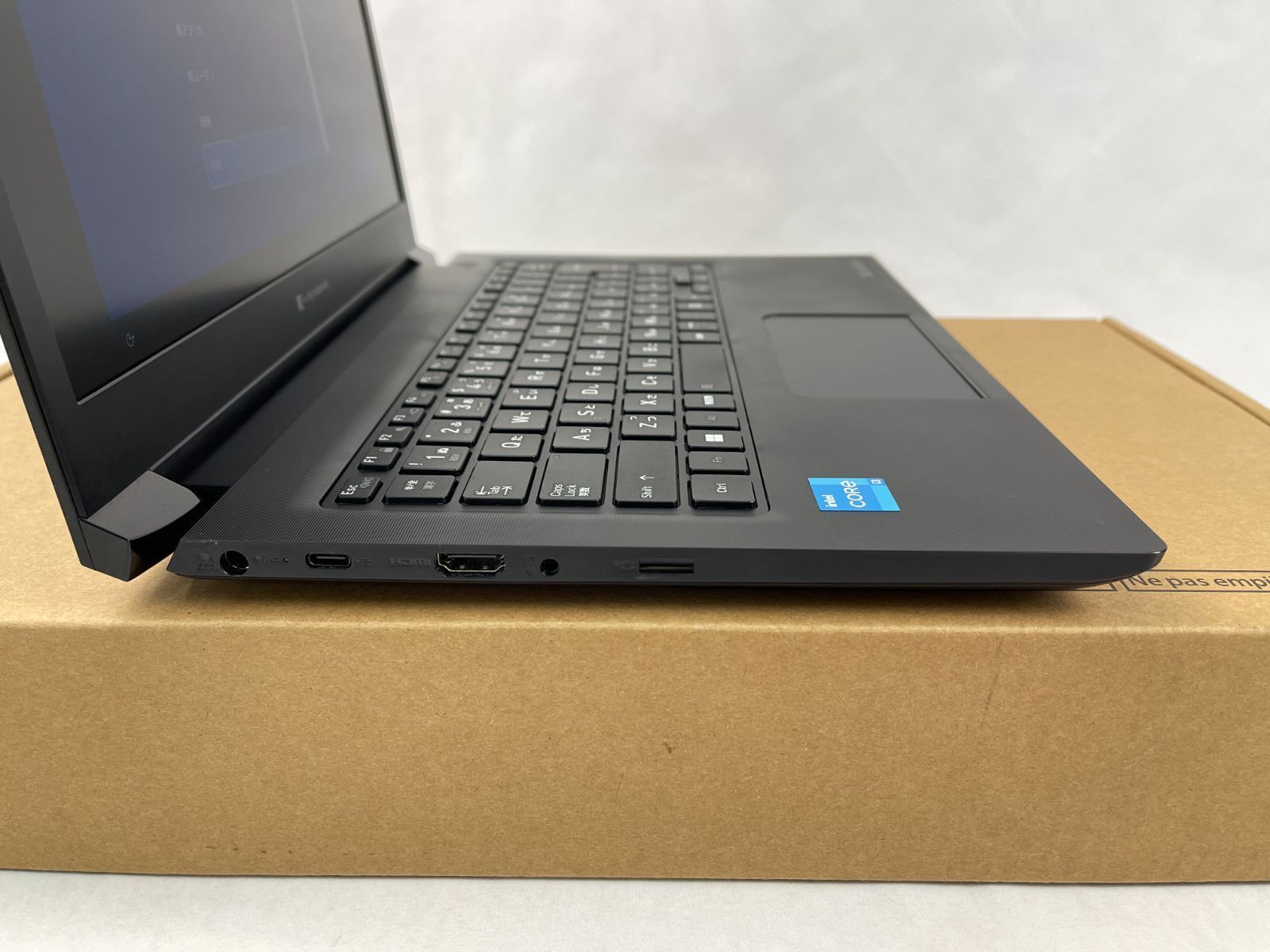4GB|SSD128GB 顔認証