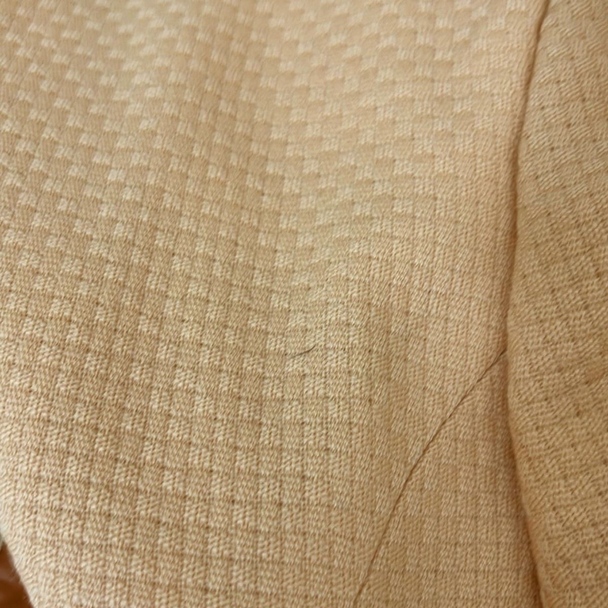 ピンクベージュ