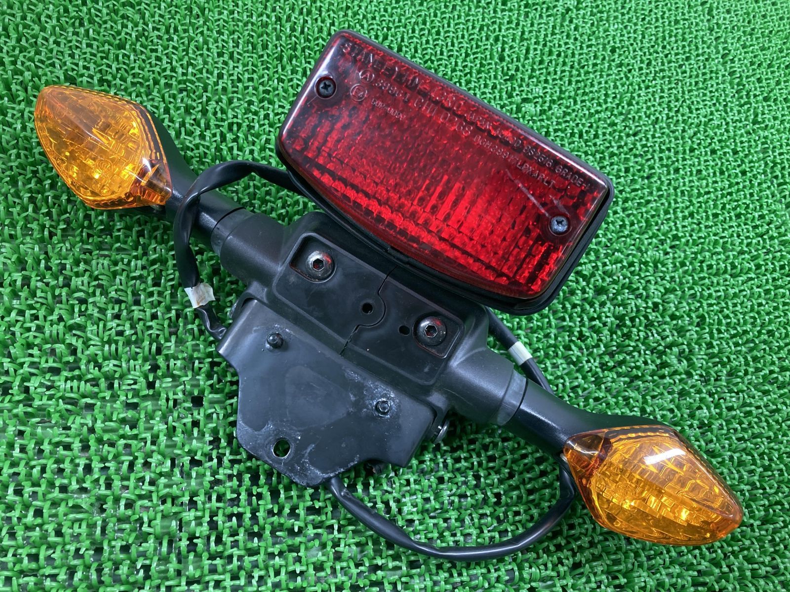 レブル250 テールランプ HM-43RC ホンダ 純正 中古 バイク 部品 MC49 割れ欠け無し 品薄 希少品 リアウインカー 車検 Genuine