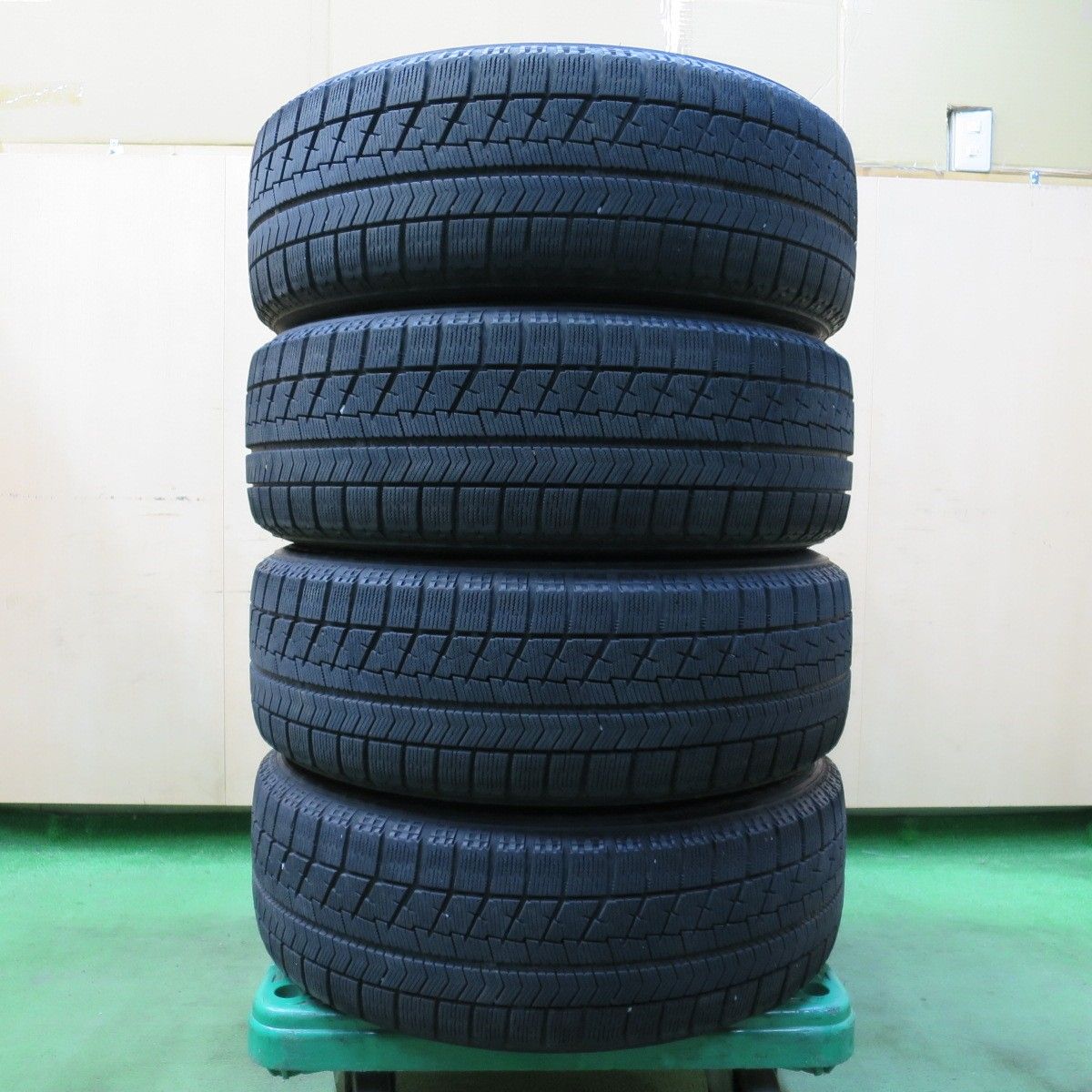 4本価格☆スタッドレス 205/60R16 ブリヂストン ブリザック VRX SPORT 