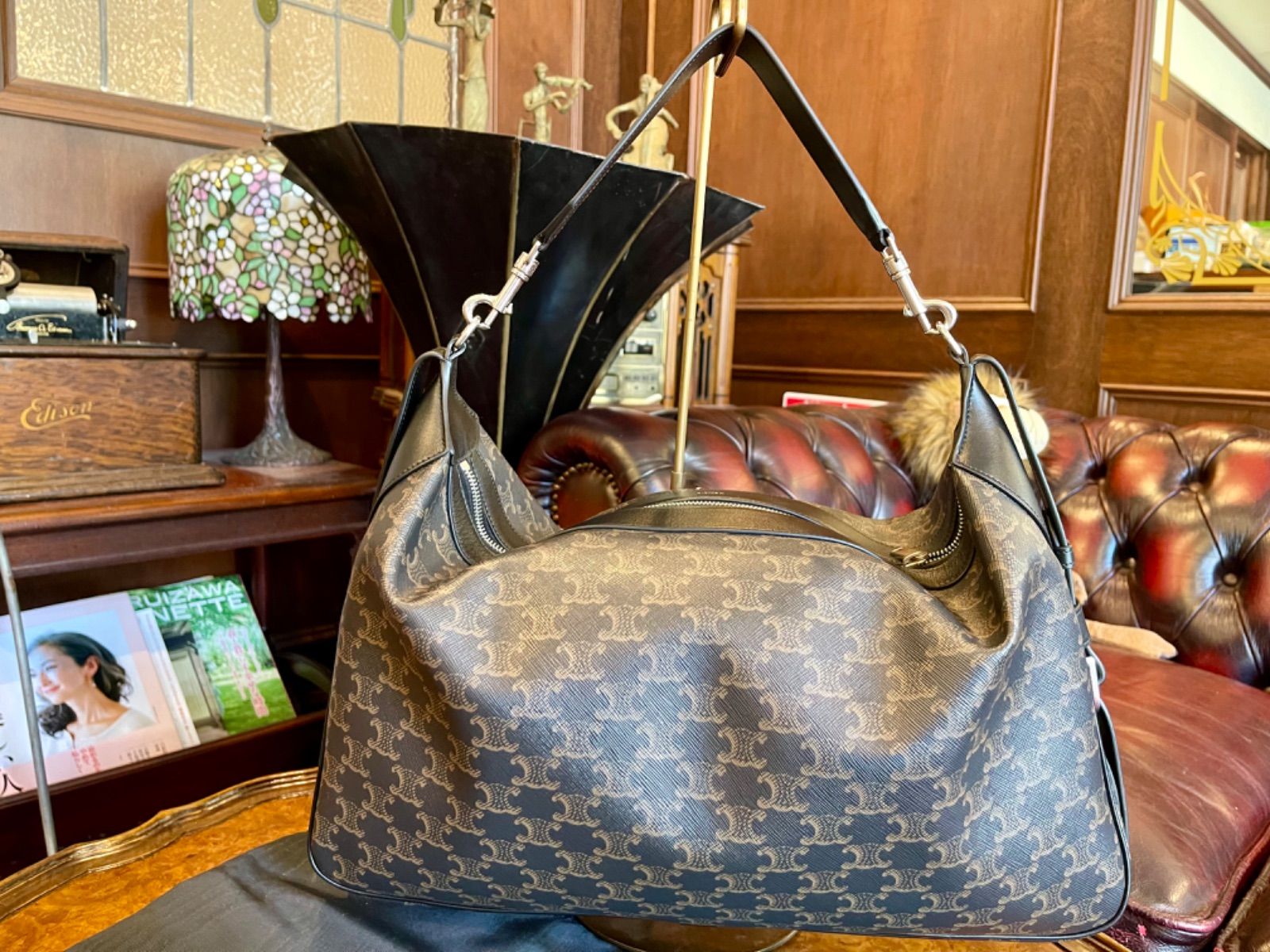 【直営】CELINE ストラップ サプルカーフスキン ミニ ロミー 調節可能なストラップ サプルカーフスキン ミニ ロミー (CELINE