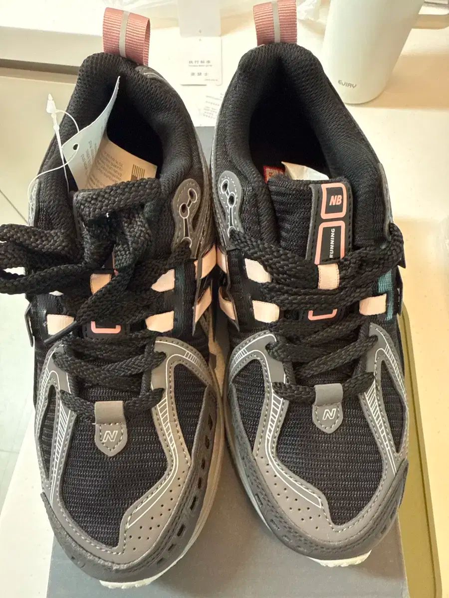 New Balance ニューバランス 1906 ブラックピンクムーン 240
