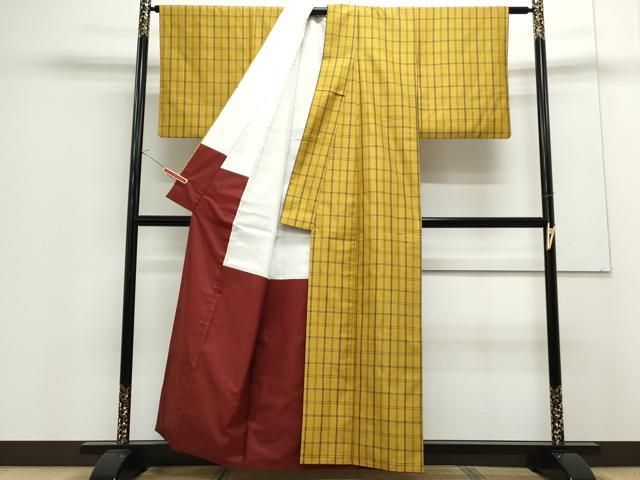 平和屋着物●本場黄八丈　綾織　紬　格子文　正絹　逸品　CAAS9214th 平和屋着物○本場黄八丈 綾織 紬 格子文 正絹 逸品 CAAS9214th - メルカリ