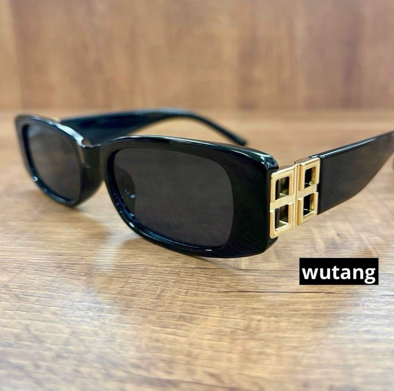 BBロゴ スクエア サングラス ゴールド装飾 y2k ブラックフレーム