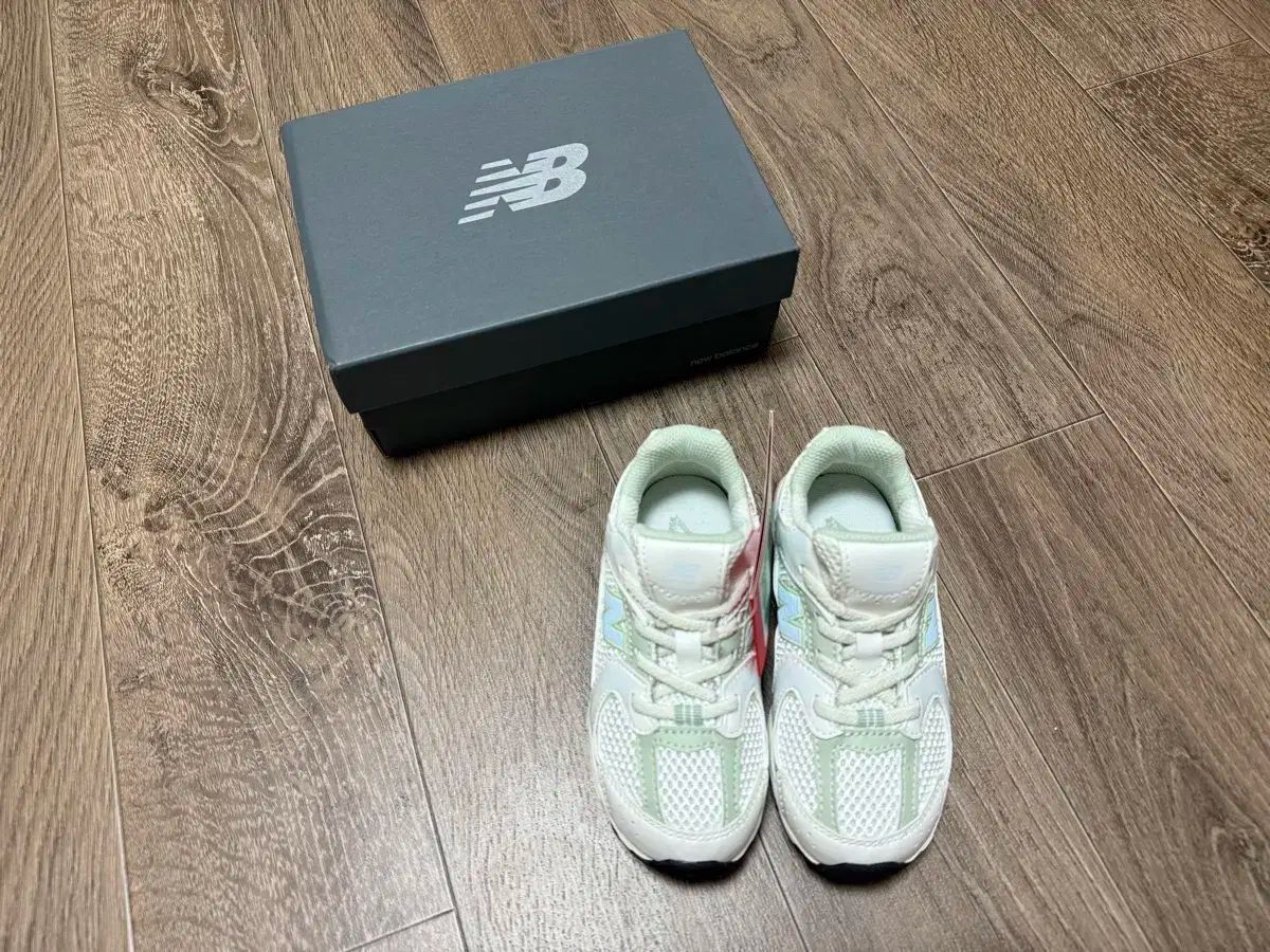  ニュー ンスキッズ 530 スニーカー その他 キッズシューズ