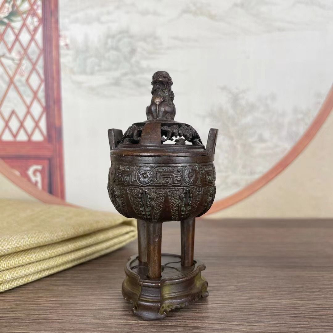 心経 供養 供仏 仏具 香炉 工芸品 美術品 置物 楽天市場】国産仏具【渦巻き線香用香炉・美濃焼：千歳（夢うさぎ