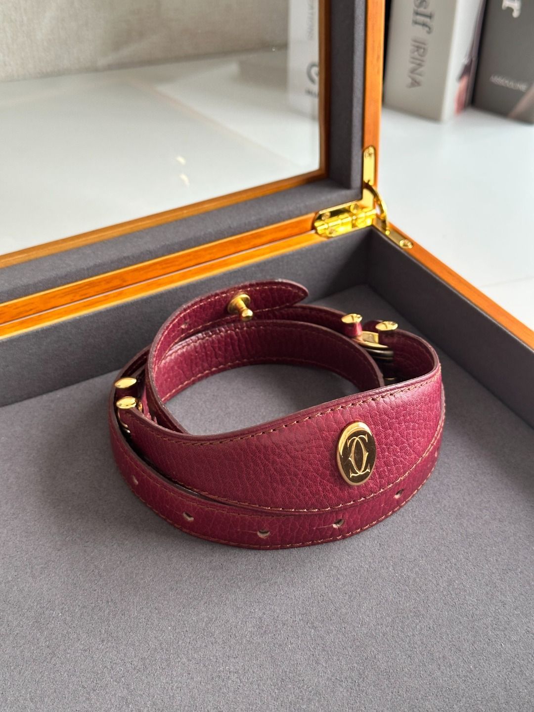 美品　リペア済 カルティエ マスト ビンテージ レザー 赤ベルト金属バックル Cartier カルティエ マストコレクション レザー 型押し 赤
