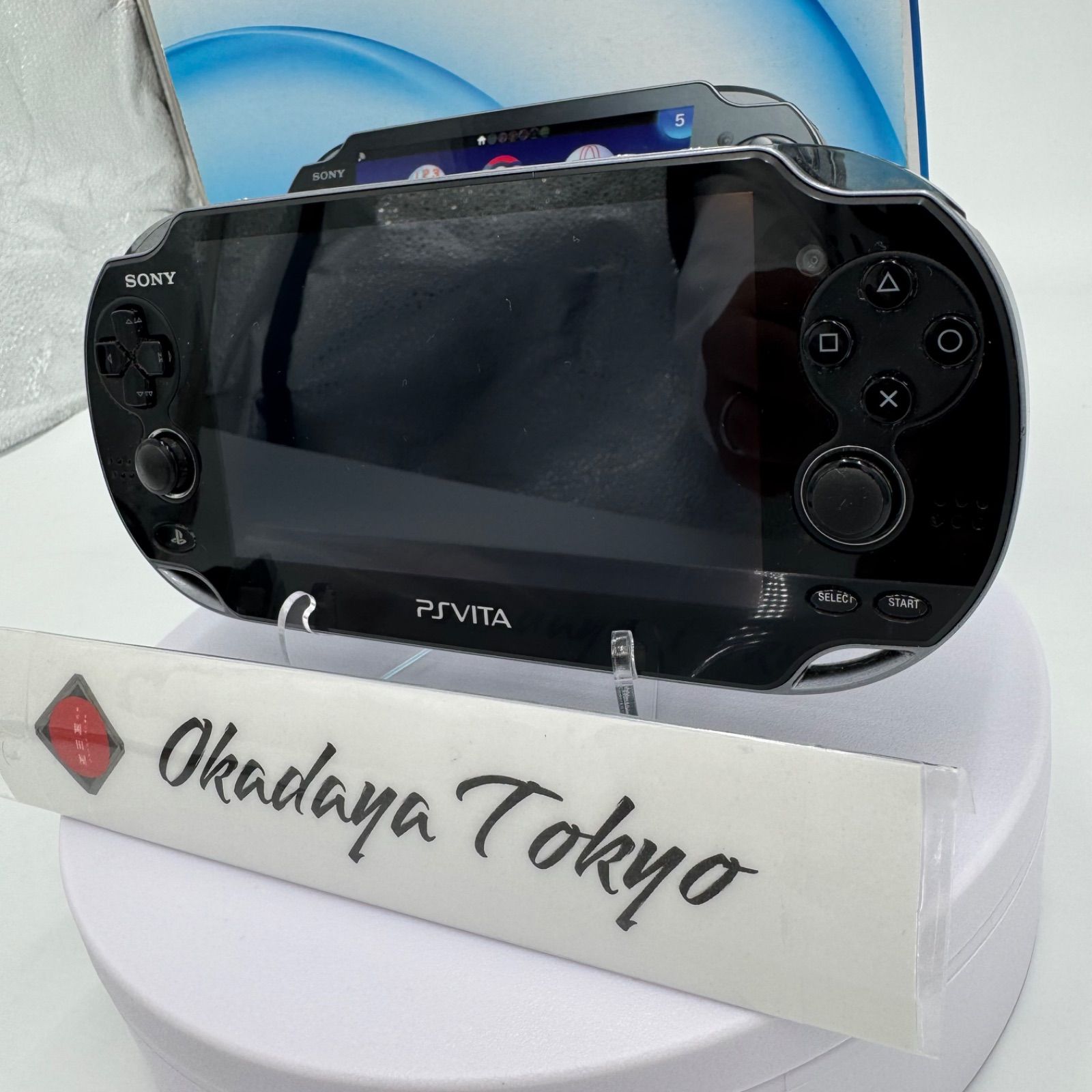 SONY PS Vita 本体 8GB 付属 PCH-1000 ビータ 中古品 箱付き 充電器