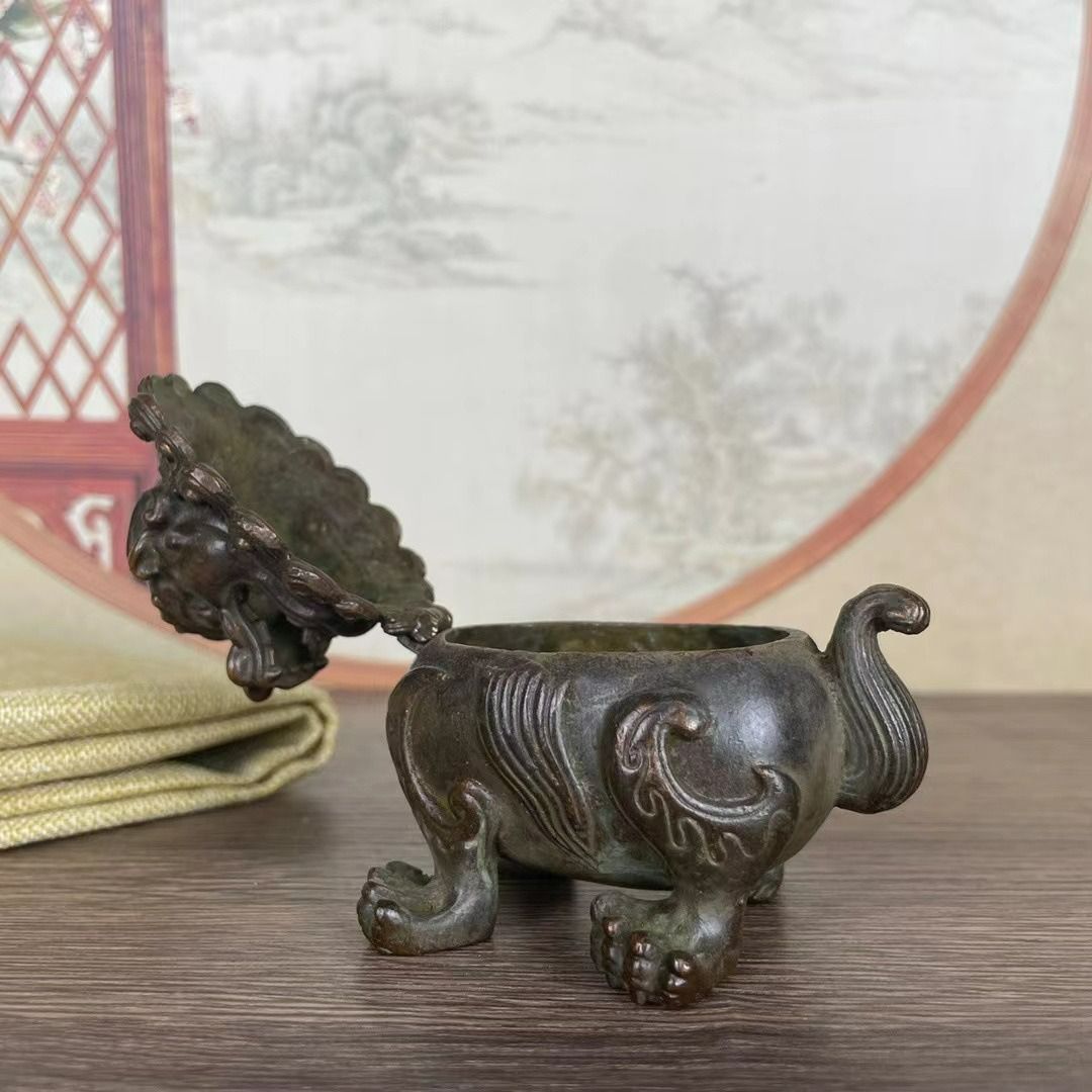 獅子 香炉 置物 オブジェ 狛犬 シーサー 優雅 伝統的 運 金運