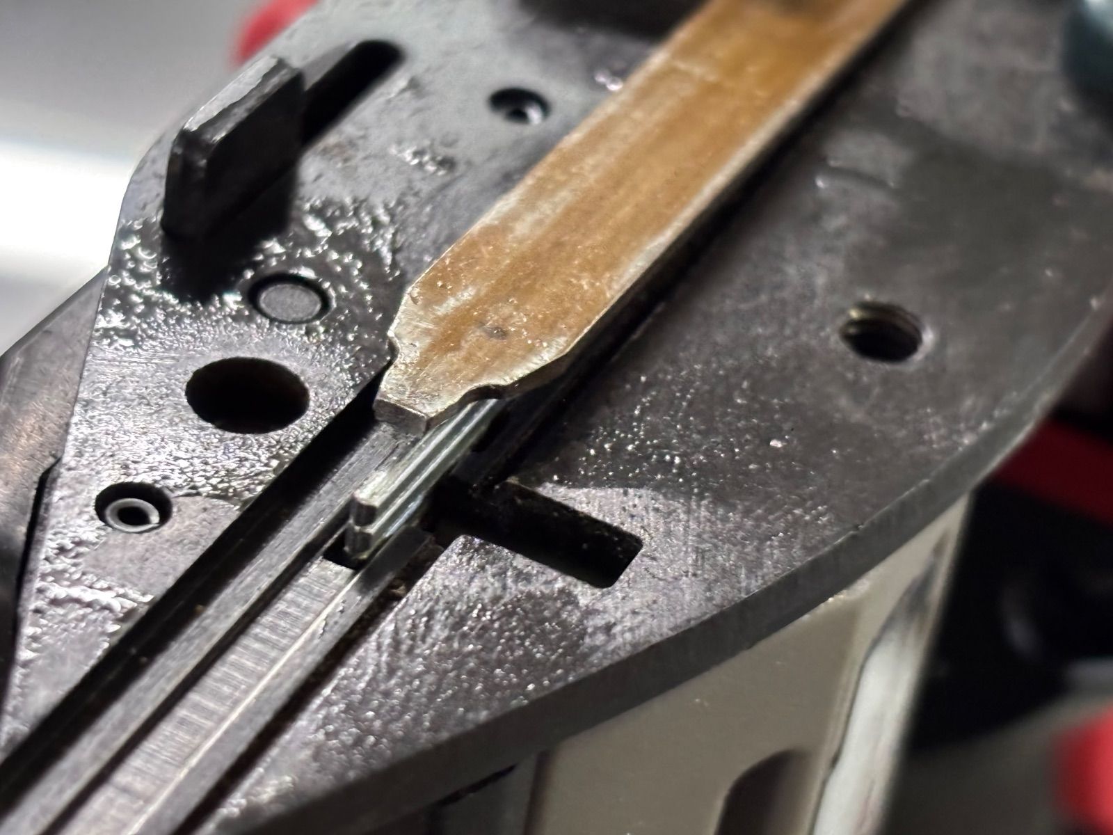 マックス マックス充電式フィニッシュネイラ