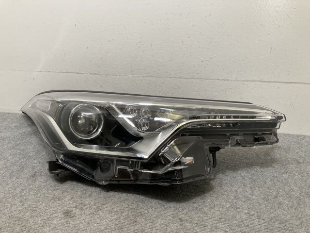 トヨタ ZYX10 NGX50 前期 C-HR CHR 純正LED 左ヘッドライト左側 左 