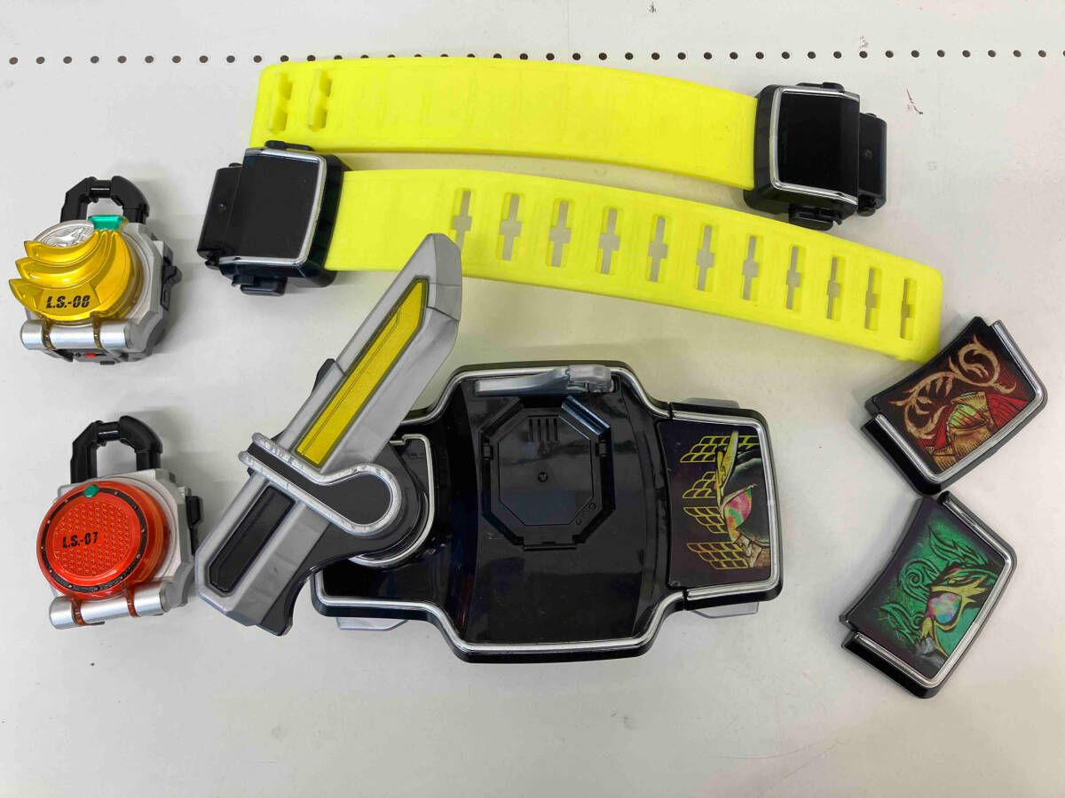 仮面ライダー鎧武　まとめ売り　ガチャガチャ大量