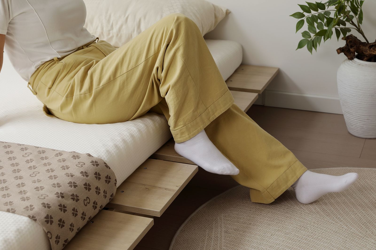 【幅100cm】ベッド ローベッド ステージベッド ベッドフレーム すのこベッド 楽天市場】【正午〜クーポン5%引】 木目調 ステージベッド ベッド