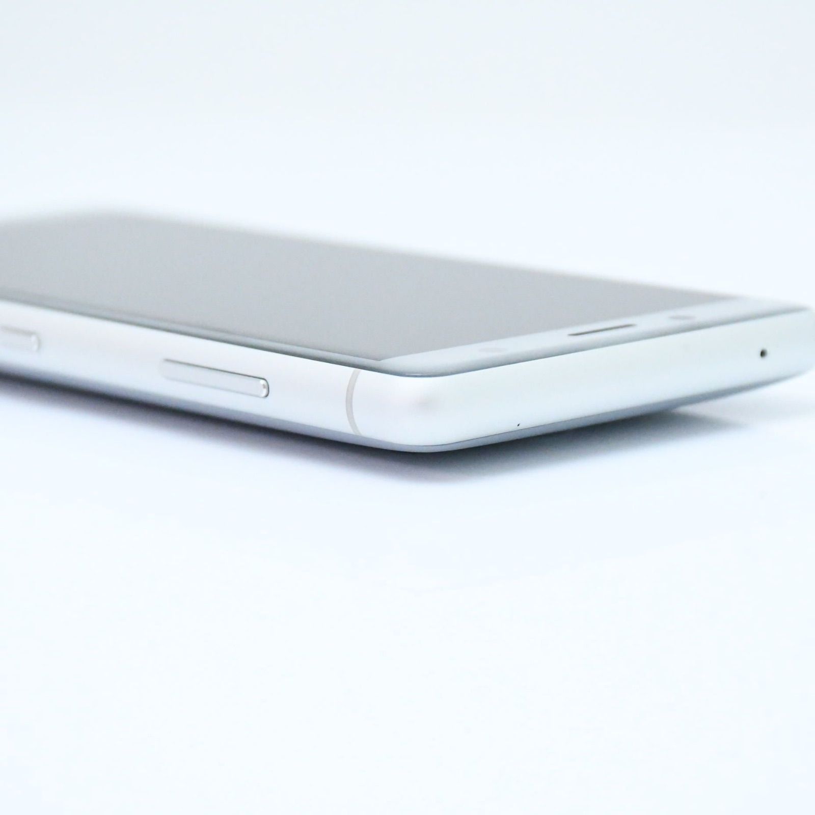 液晶美品＊電池良好】SIMフリー docomo Xperia XZ2 Compact SO