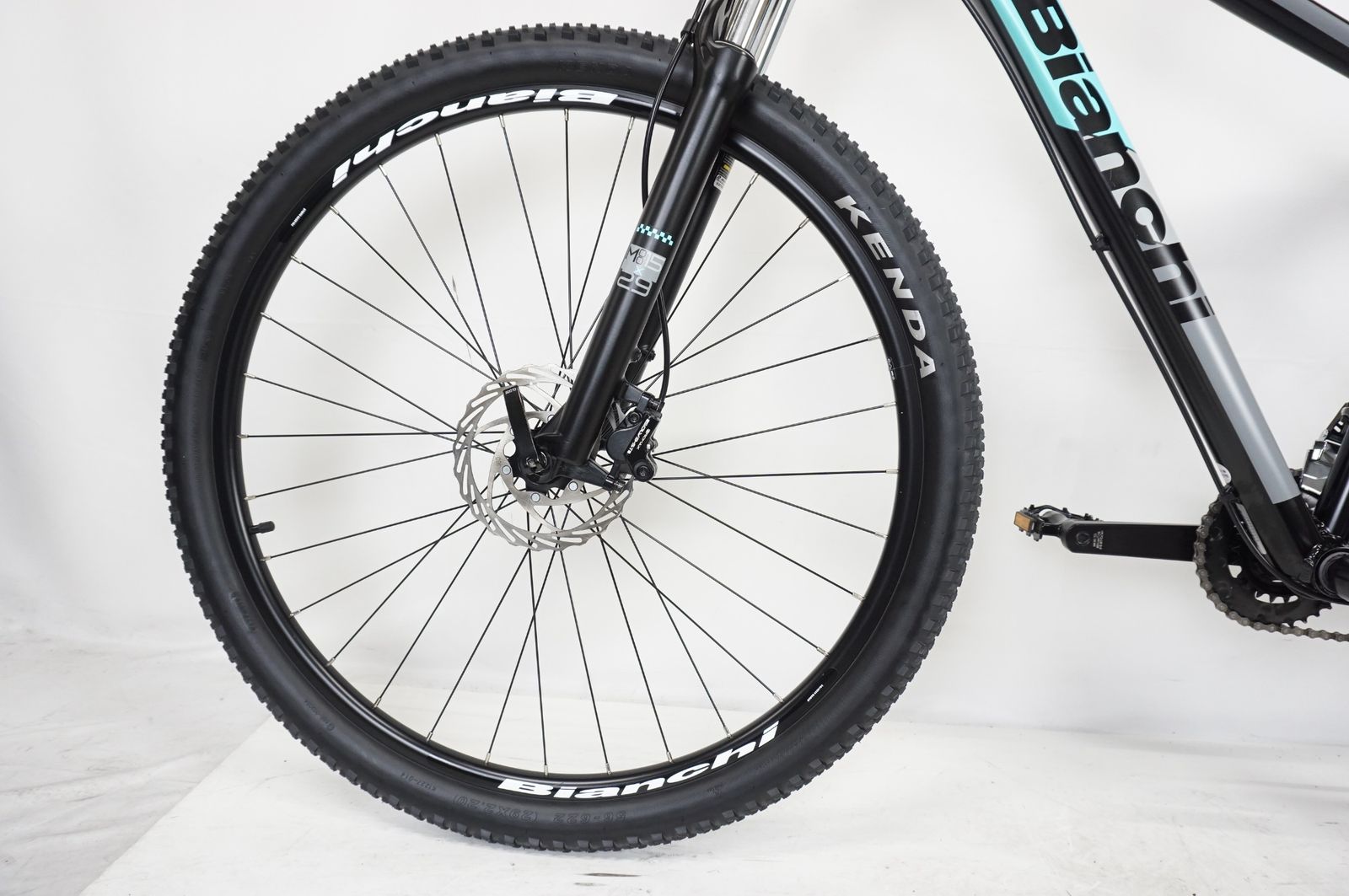 BIANCHI 「ビアンキ」 M0015C 2024年モデル マウンテンバイク