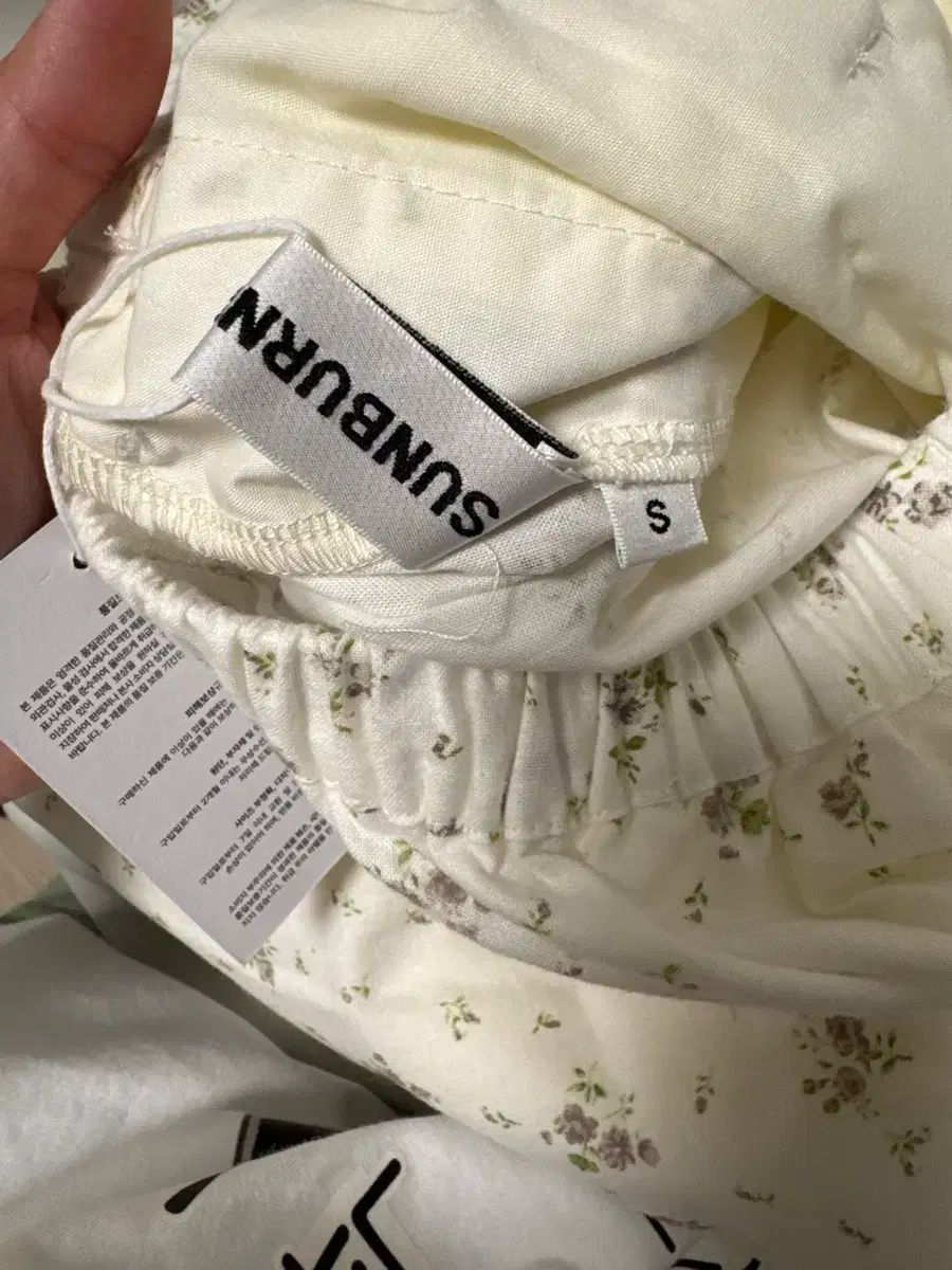 SUNBURNPROJECT 花柄 ズボン DECORATOM_COM_BR