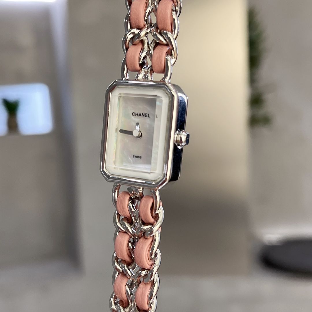CHANEL シャネル レディース 腕時計 楽天市場】シャネル J12 ホワイトセラミック 33mm H5698