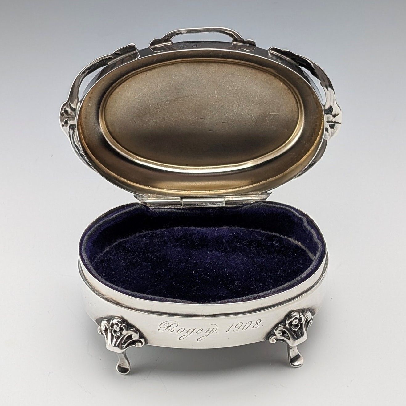 有名なブランド 1907年 Henry 88g ジュエリーボックス 純銀製 英国アンティーク アンティーク雑貨