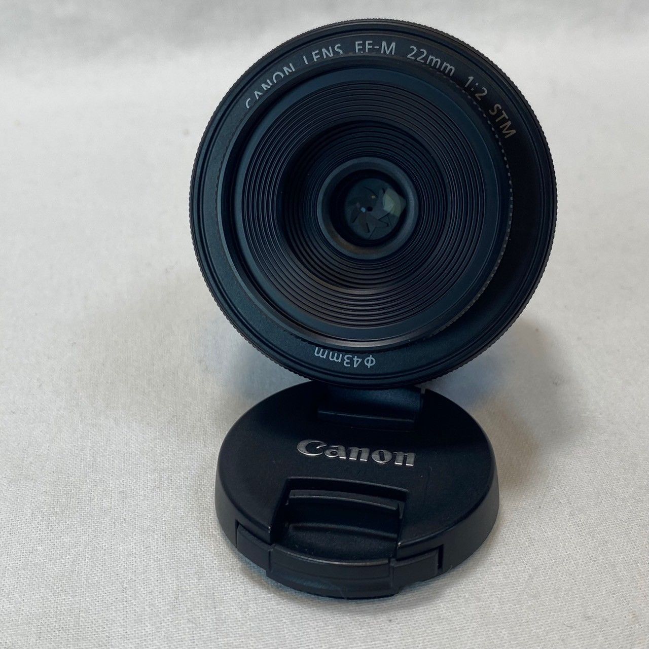 Canon EF-M 22mm f/2 STM レンズキャップ ☆極上品☆ CANON EF-M