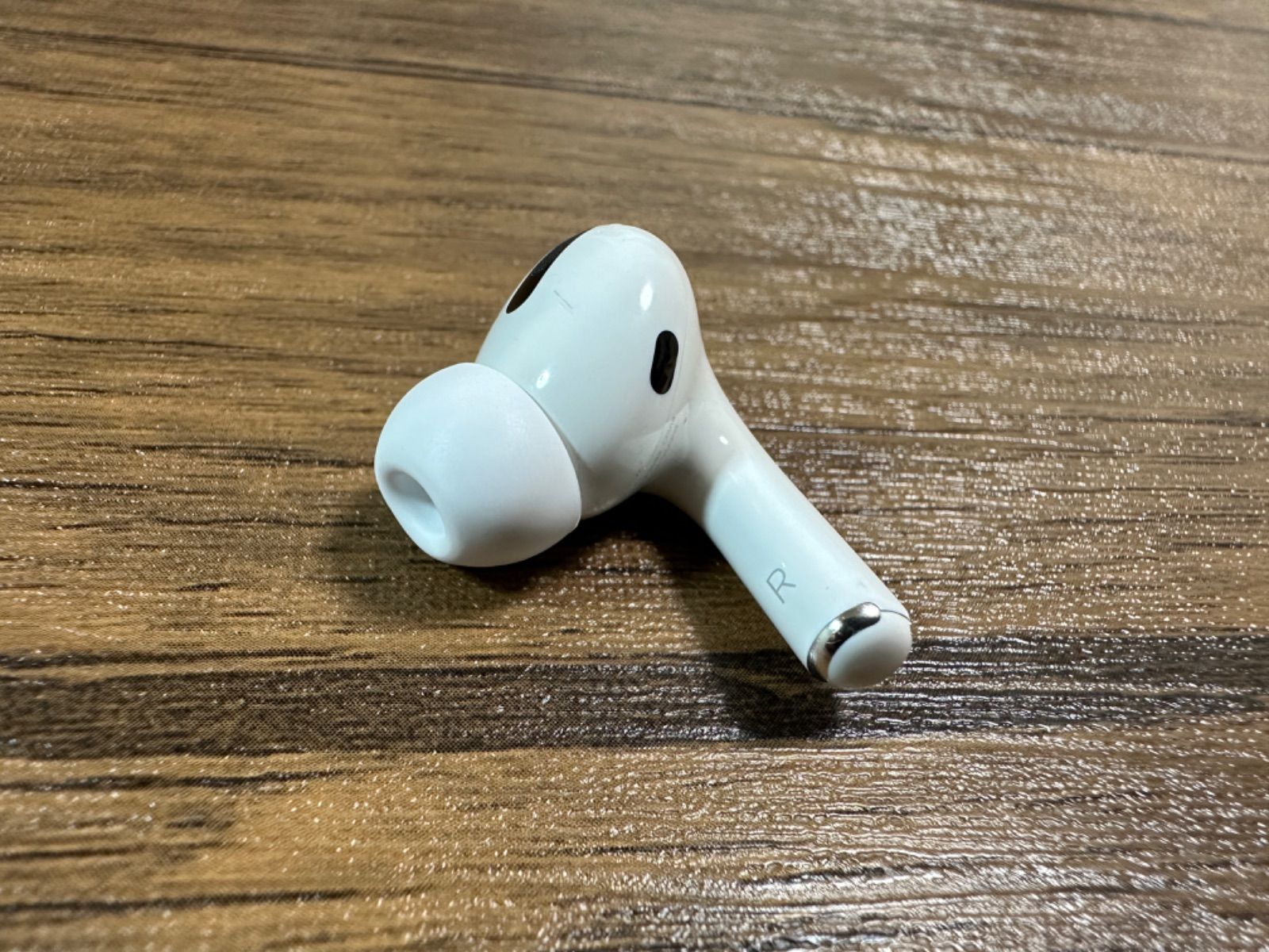 A20 Apple 正規品 AirPods Pro 右耳 良品 www.musicaiem.com.br