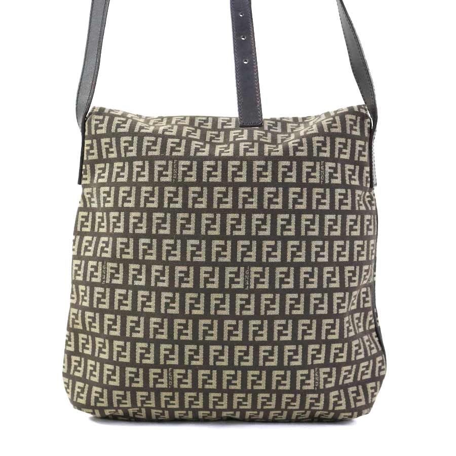 フェンディ FENDI 斜め掛けショルダーバッグ ズッキーノ キャンバス