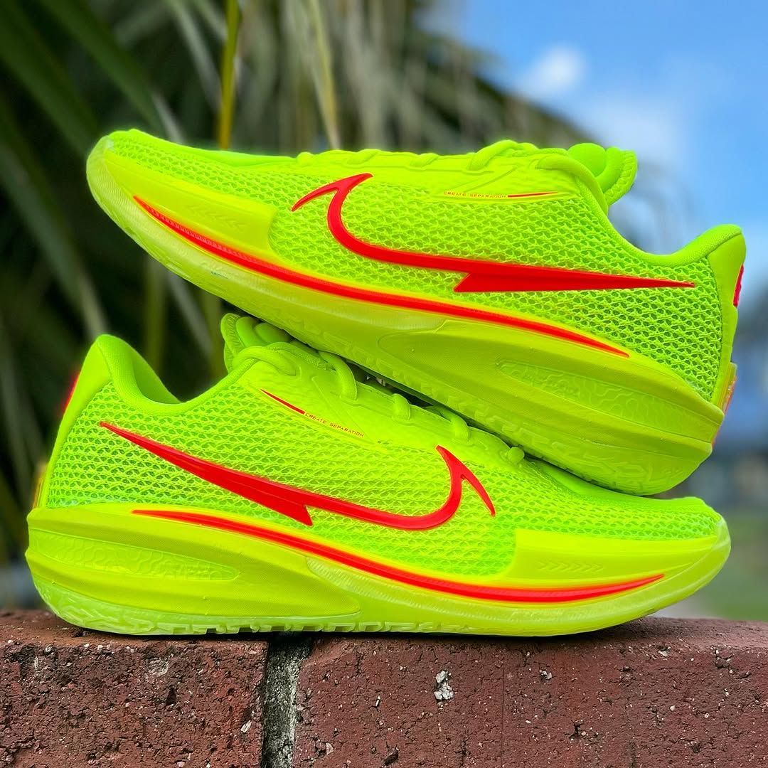 NIKE AIR ZOOM G.T. CUT EP 
