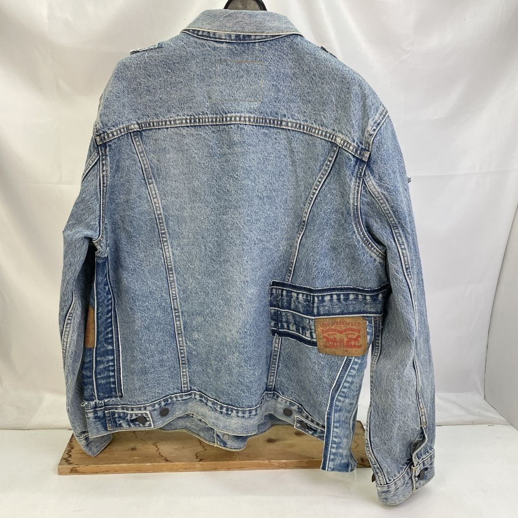 01w-0826 リーバイス Levi