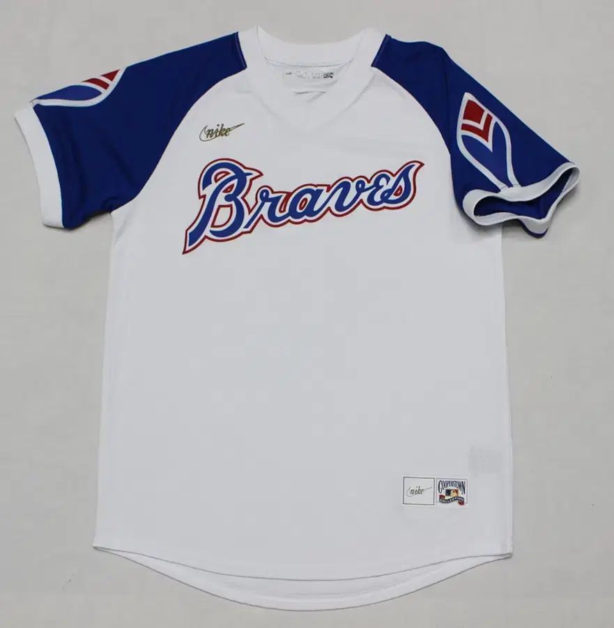 定番人気，定番 新品 NIKE(ナイキ) トゥイーン ジュニア MLB ブレーブス T シャツ/ C02 トレーナー