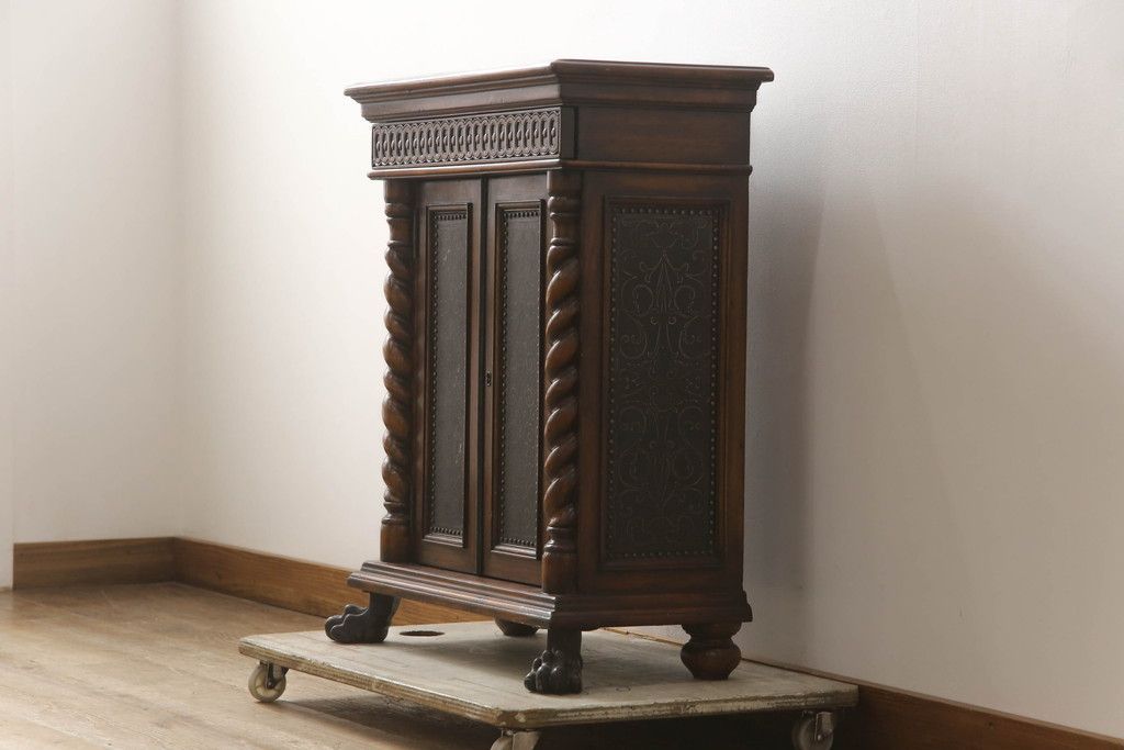 GMGK476○THEODORE ALEXANDER ⁄ セオドアアレキサンダー THEODORE