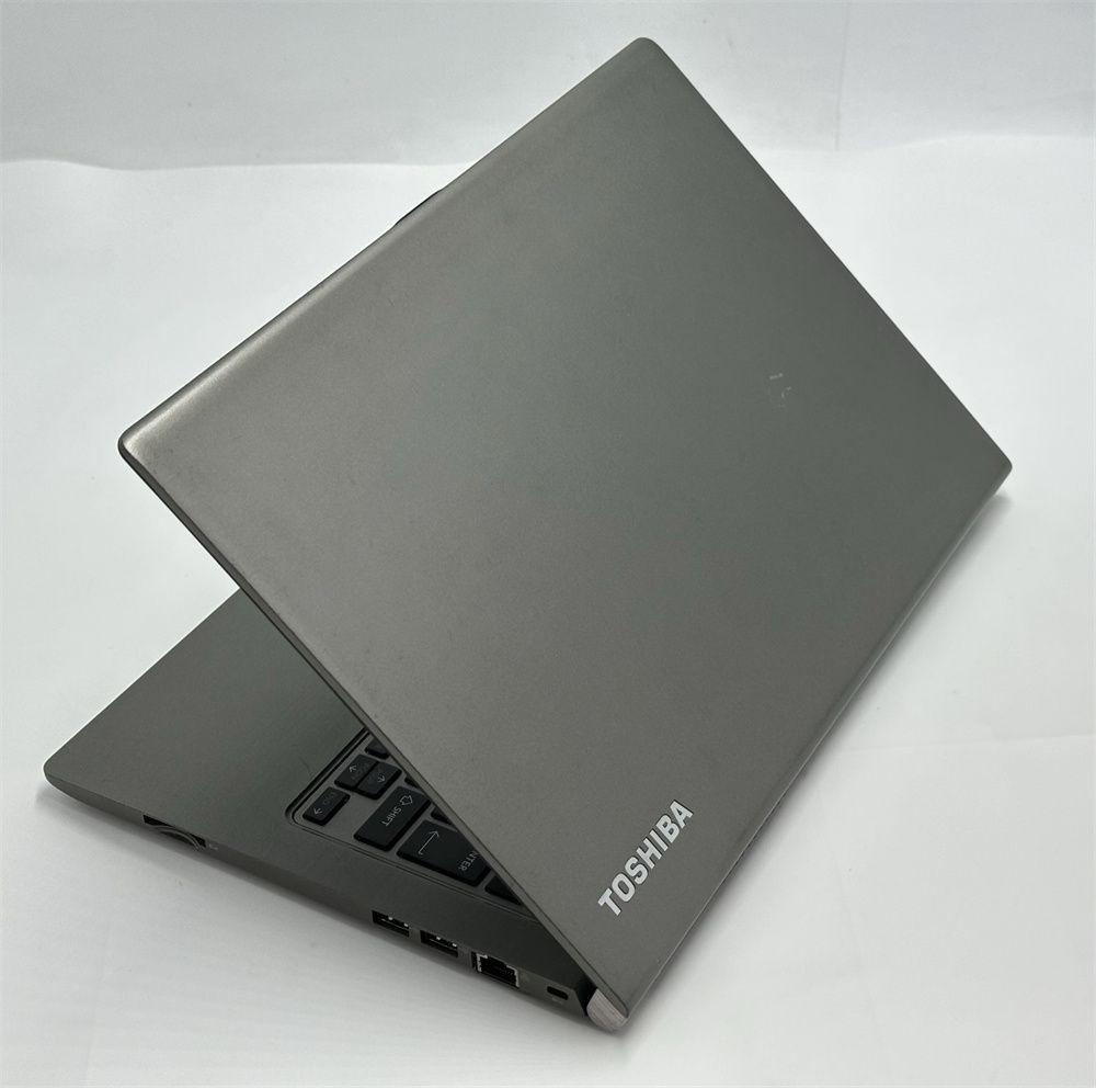 送料無料 保証付 高速SSD 13.3型 軽量 薄型 ノートパソコン 東芝 R63/P
