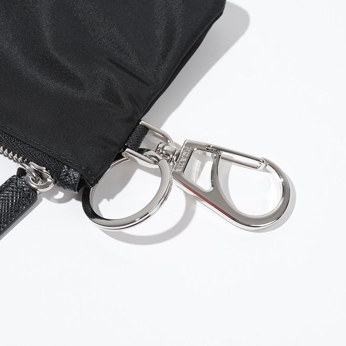 PRADA ブラックナイロン キーホルダー PRADA ブラックナイロンキーホルダー - メルカリ