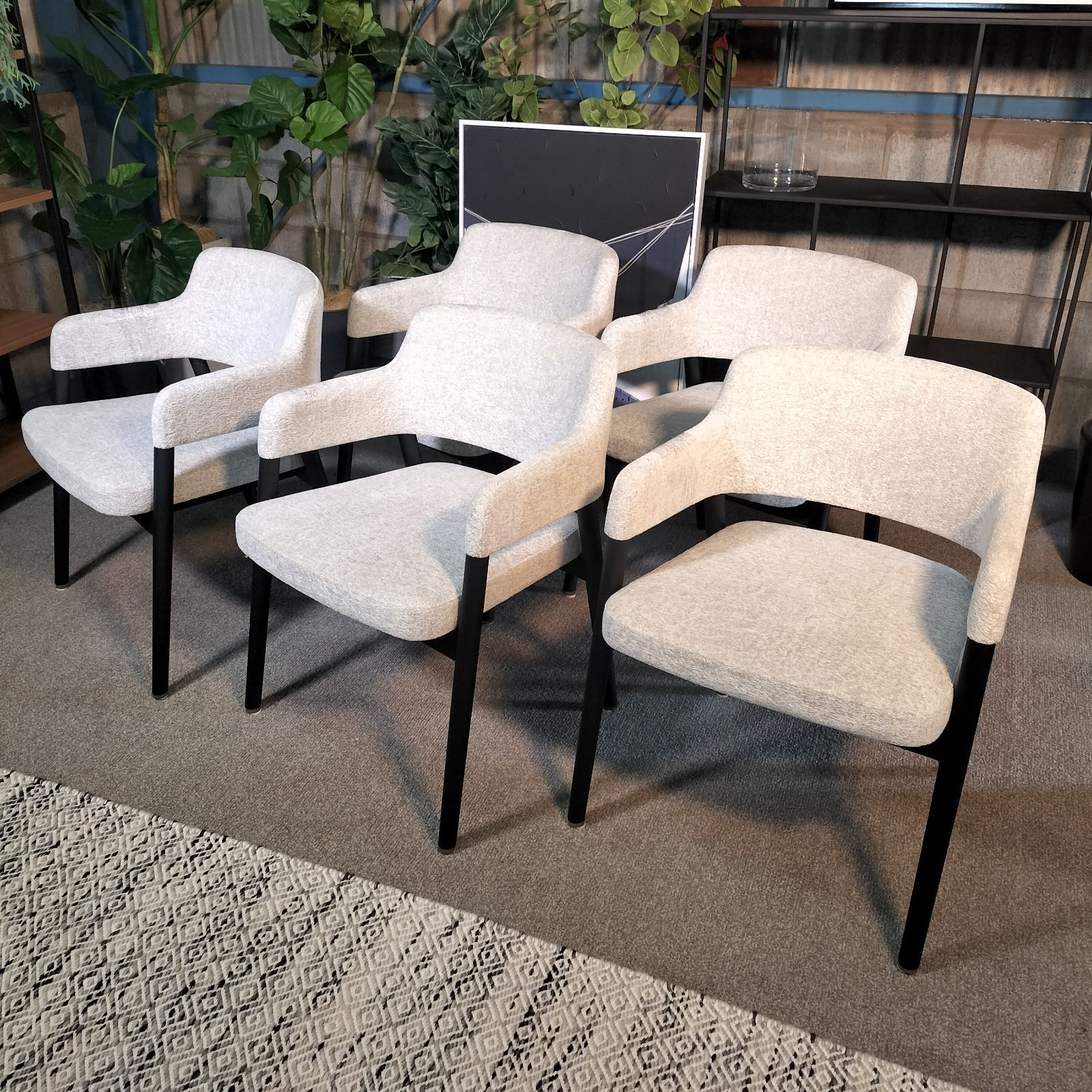 Cassina ixc. TANT-TANT ダイニングチェア 展示品 - メルカリ
