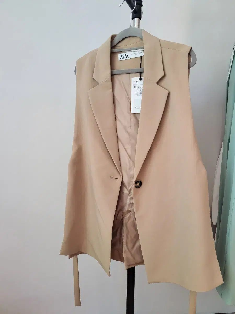 ZARA ザラ ノースリーブ スーツ ベージュ M