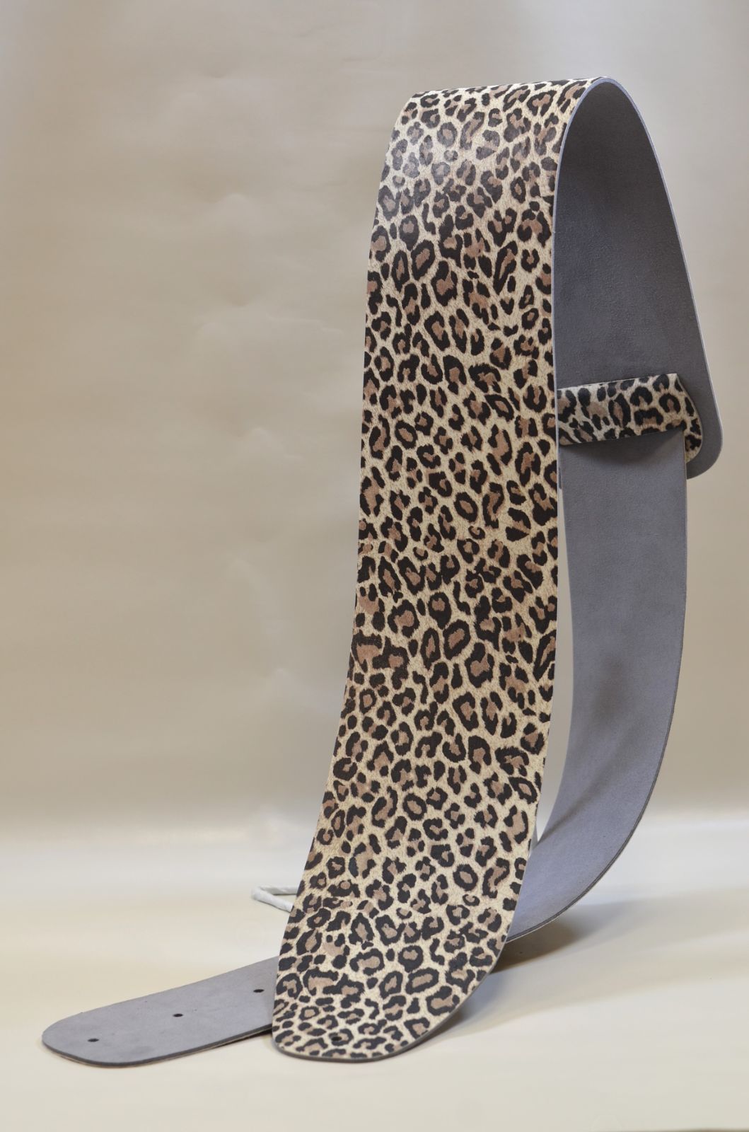 ハンドメイド 12センチ幅 本革ギターストラップ Genuine Leather Guitar Strap ホワイトヒョウ柄