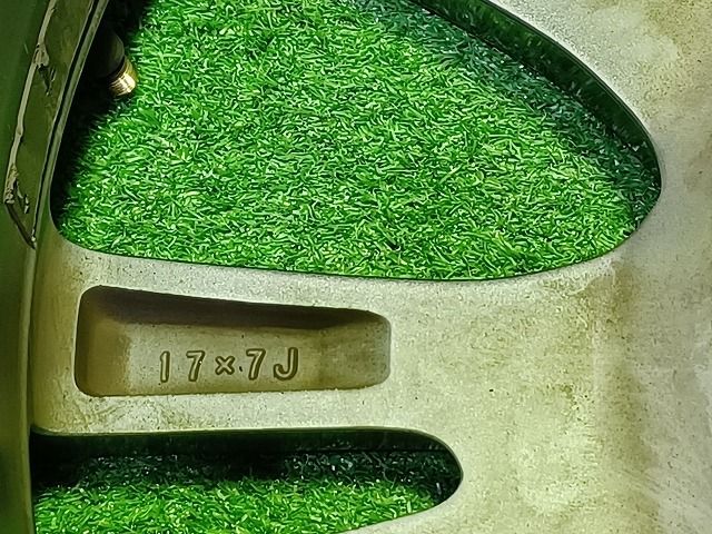 エスティマ 17ｲﾝﾁ