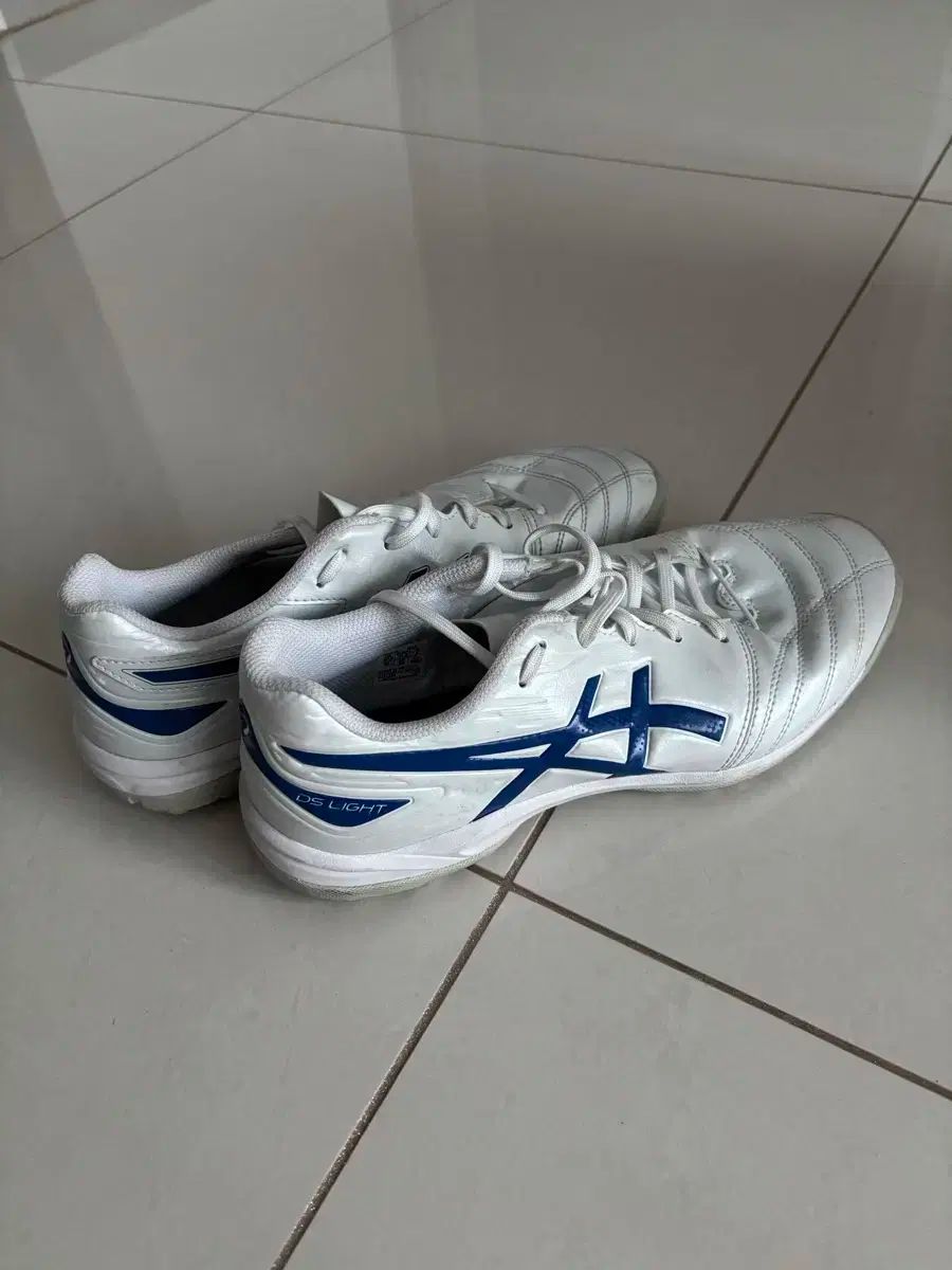 Asics アシックス ds light wide tf 260