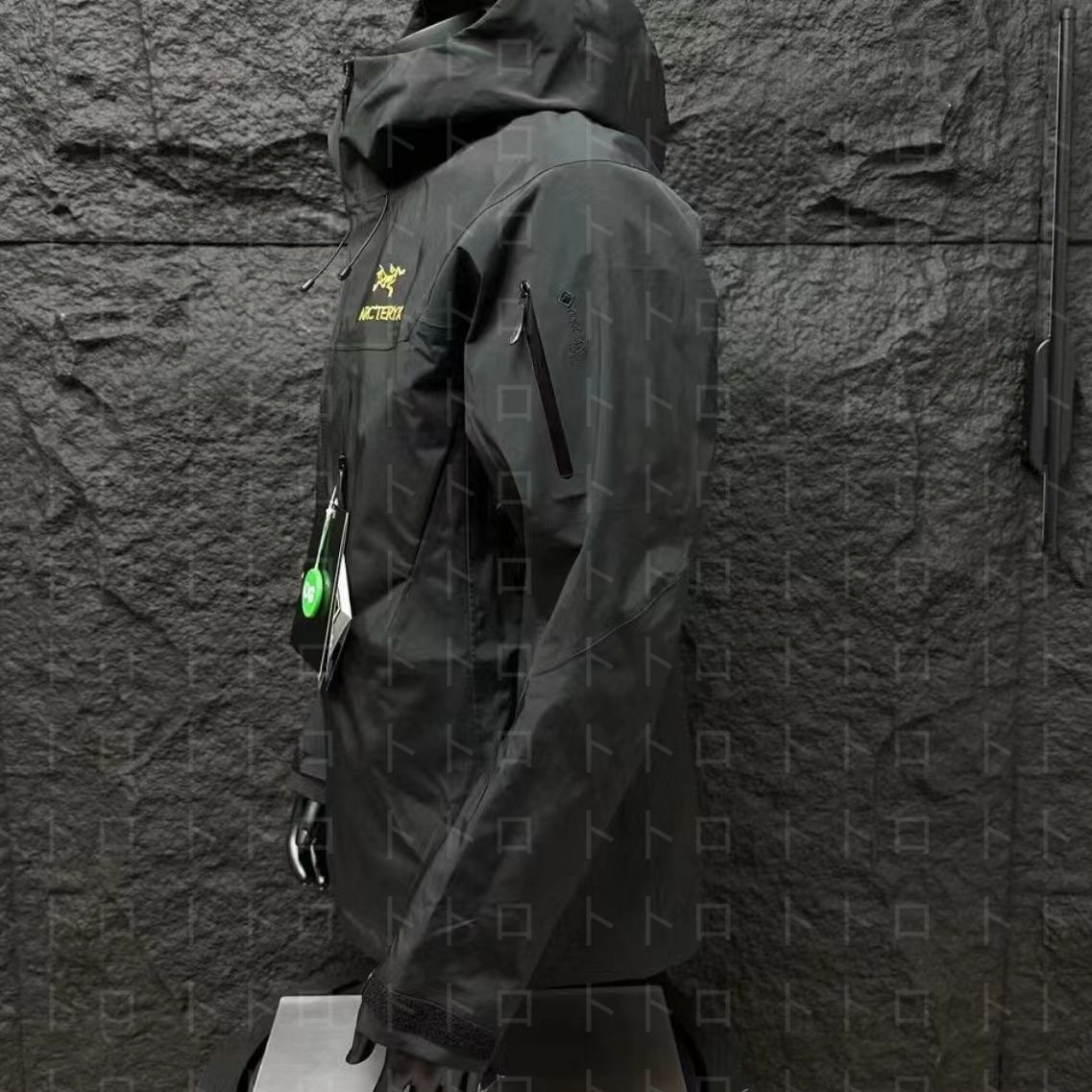 新品 未使用  ARC'TERYX  アークテリクス  マウンテンパーカー  男女兼用