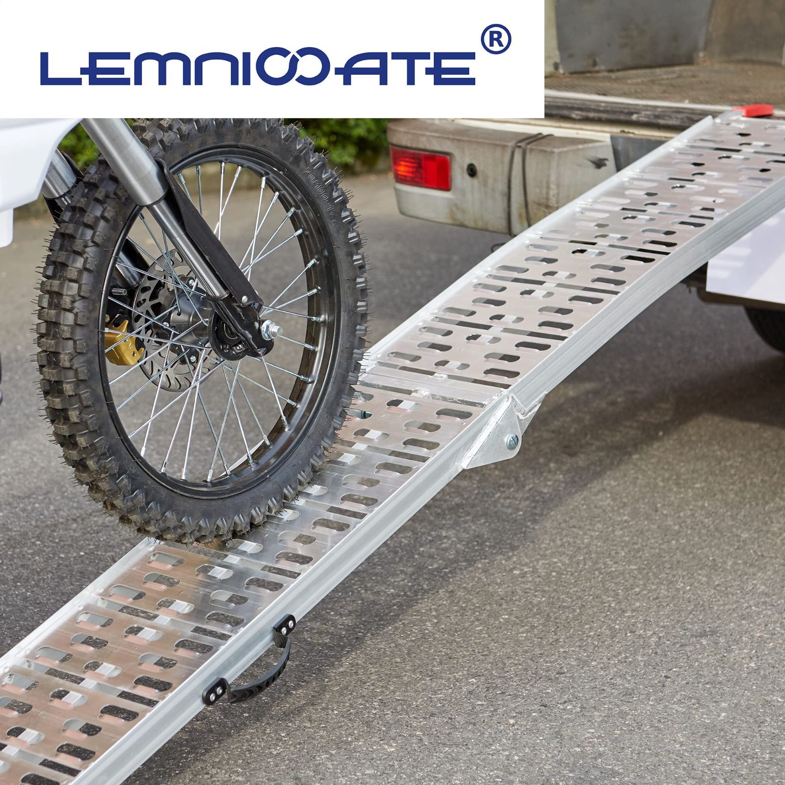 LEMNISCATE バイク用 ラダーレール 1本 長さ228cm 幅30.5cm 耐荷重340kg 折り畳み式 アルミブリッジ 軽量アルミラダー コンパクト 取っ手、固定用のスナップフック付き 滑り止め 自転車、オートバイク、4輪車用スロープ