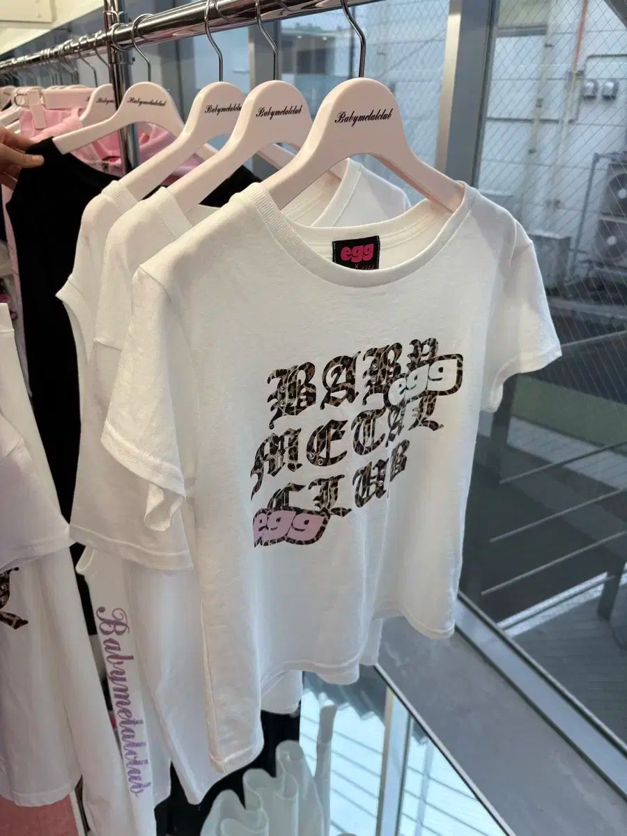 Babymetalclub 卵 コラボ 東京 ポップアップ クロップドTシャツ 白 