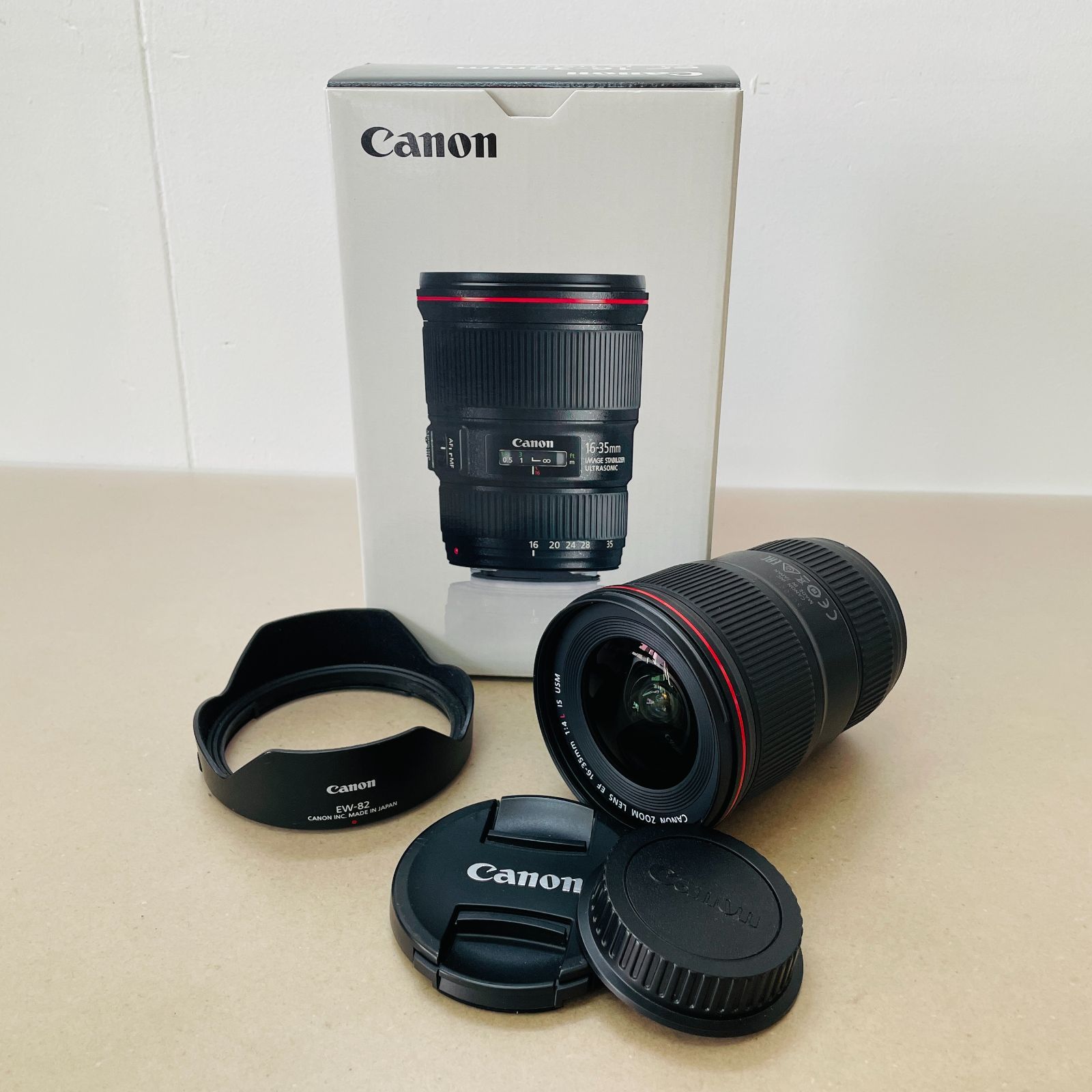Canon ZOOM LENS EF 16-35mm F 4 L IS USM 箱 付属品完備 C2812 60サイズ発送