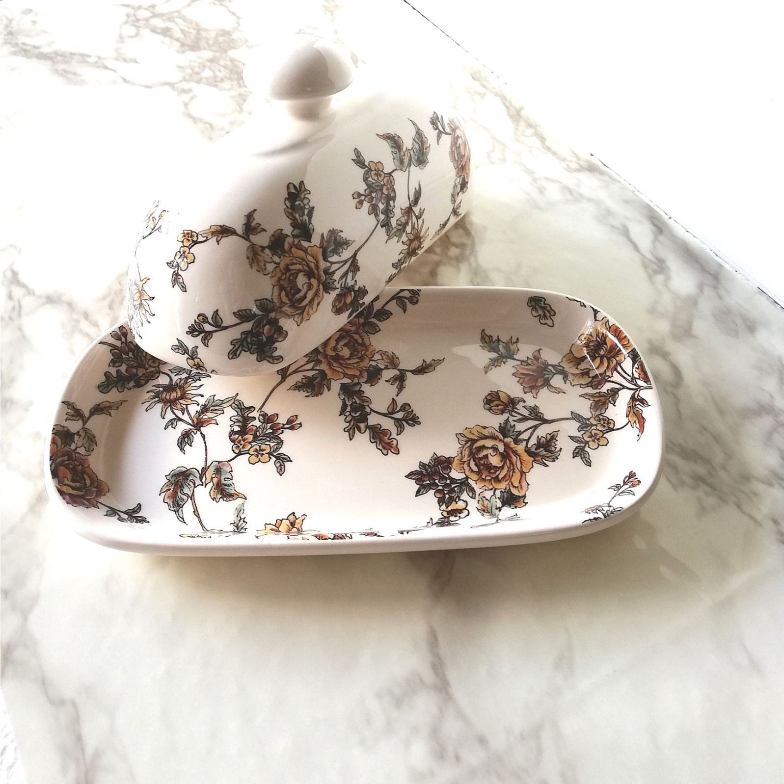 バターディッシュ　セラミッククリームボックス　フラワー　アイボリー バターディッシュ セラミッククリームボックス フラワー アイボリー