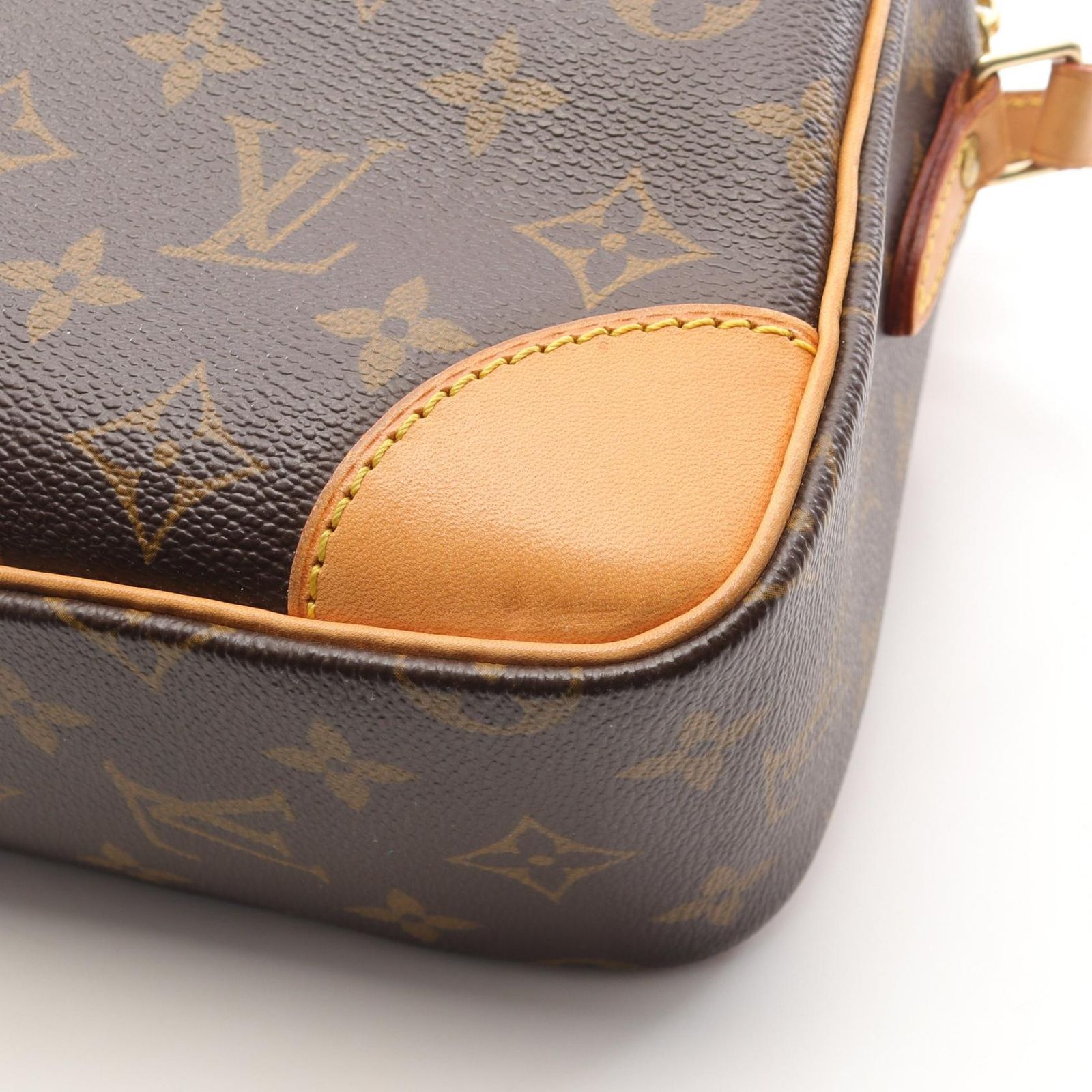 ルイ・ヴィトン LOUIS VUITTON ショルダーバッグ トロカデロ30