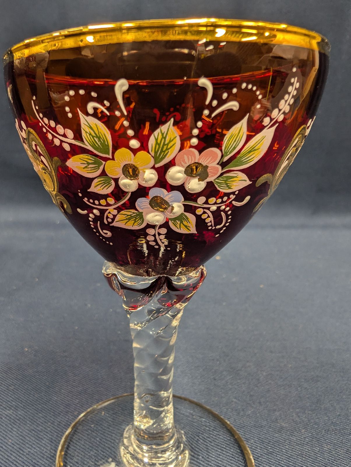 ベネチアガラス＊捻り金彩＊ワイングラス2客 ラグーナムラノ 24k金彩