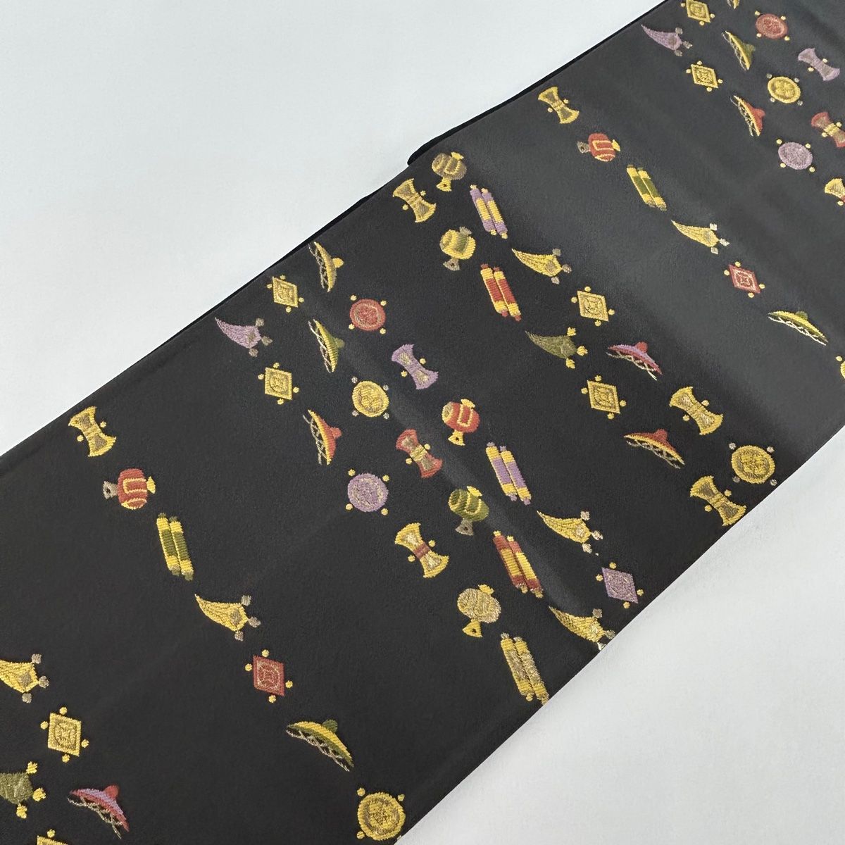 袋帯 秀品 宝尽くし 箔 灰茶 六通 正絹 【中古】 - メルカリ