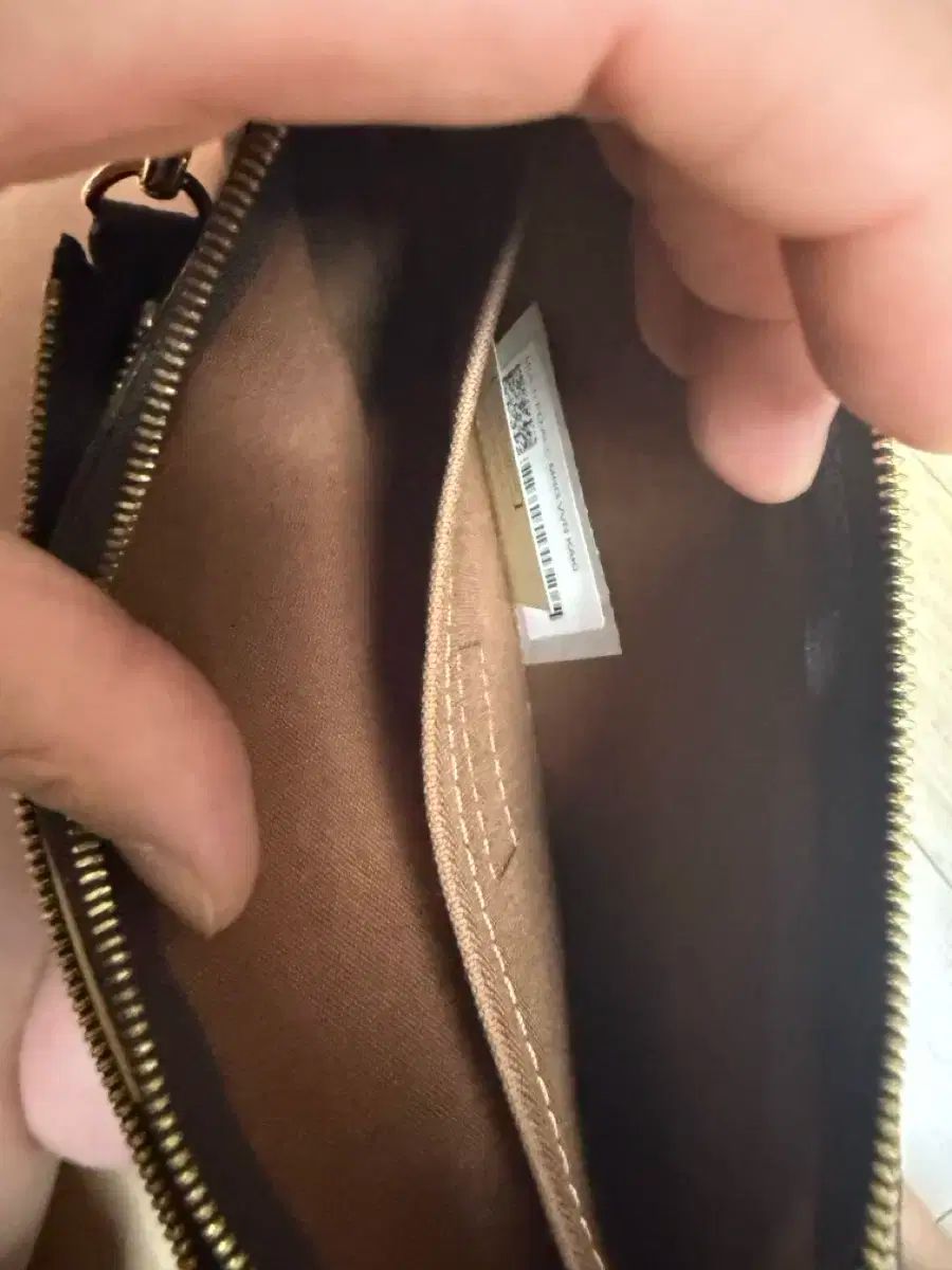 ルイヴィトン マルチ ポシェット アクセサリ ルー