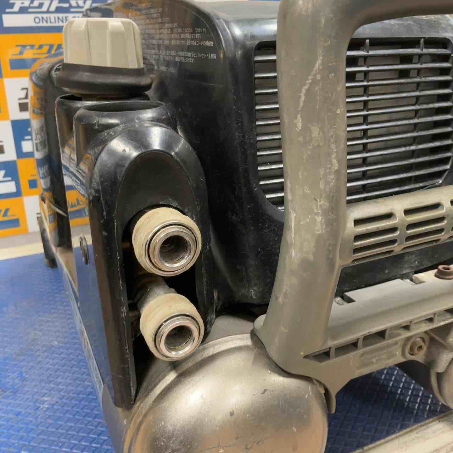 エアコンプレッサー