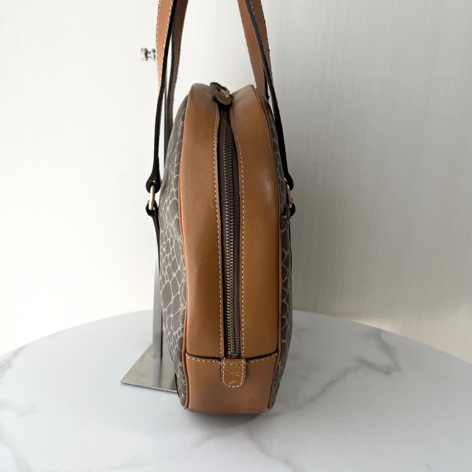 ニナリッチ NINA RICCI Paris ハンドバッグ 丸型バッグ ゴールド金具 