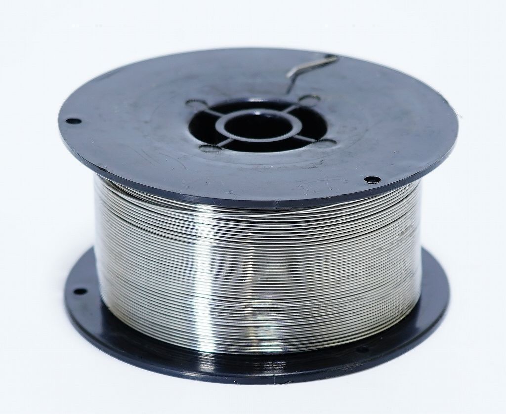 ノンガスワイヤー（フラックス入りワイヤ）軟鋼　　1.0mm 　5㎏・巻　1巻　在庫分だけ 半自動溶接用フラックス入り軟鋼⁄鉄⁄スチール ワイヤー 1.0mm 1kg