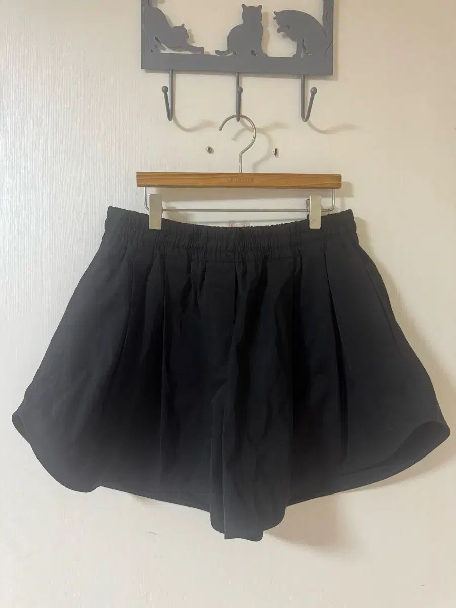 25ss The HANDSOME SYSTEM システム ドローストリング ピンタック フ ショートパンツ